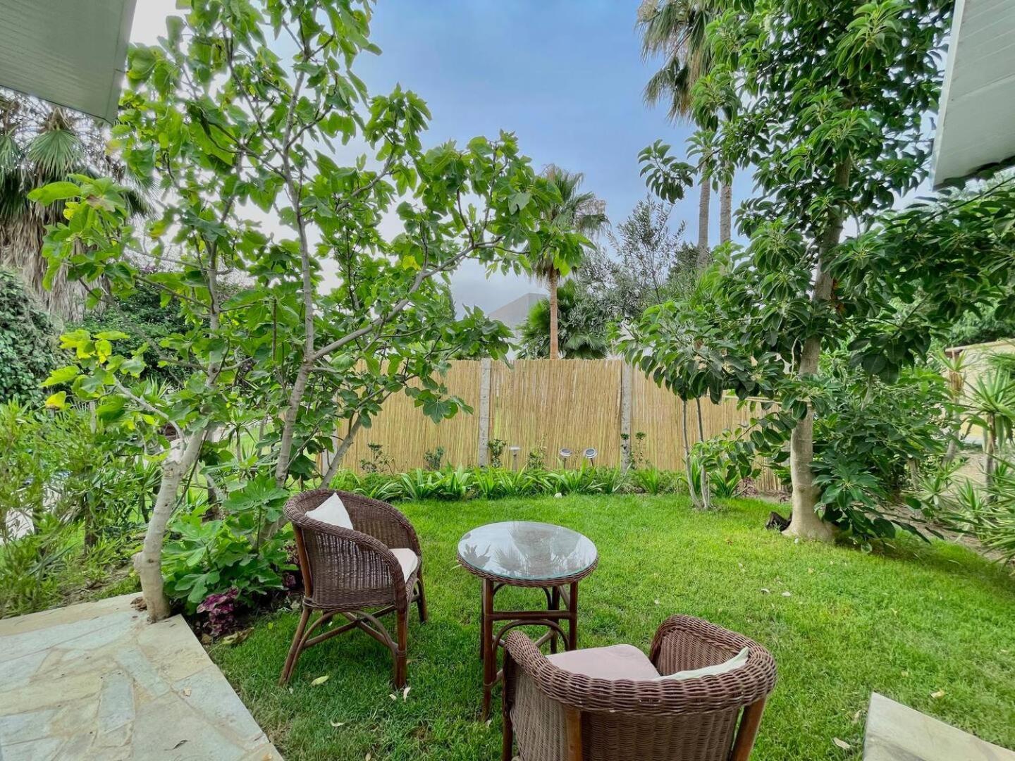 Au Bout Du Jardin Villa Karthágo Kültér fotó